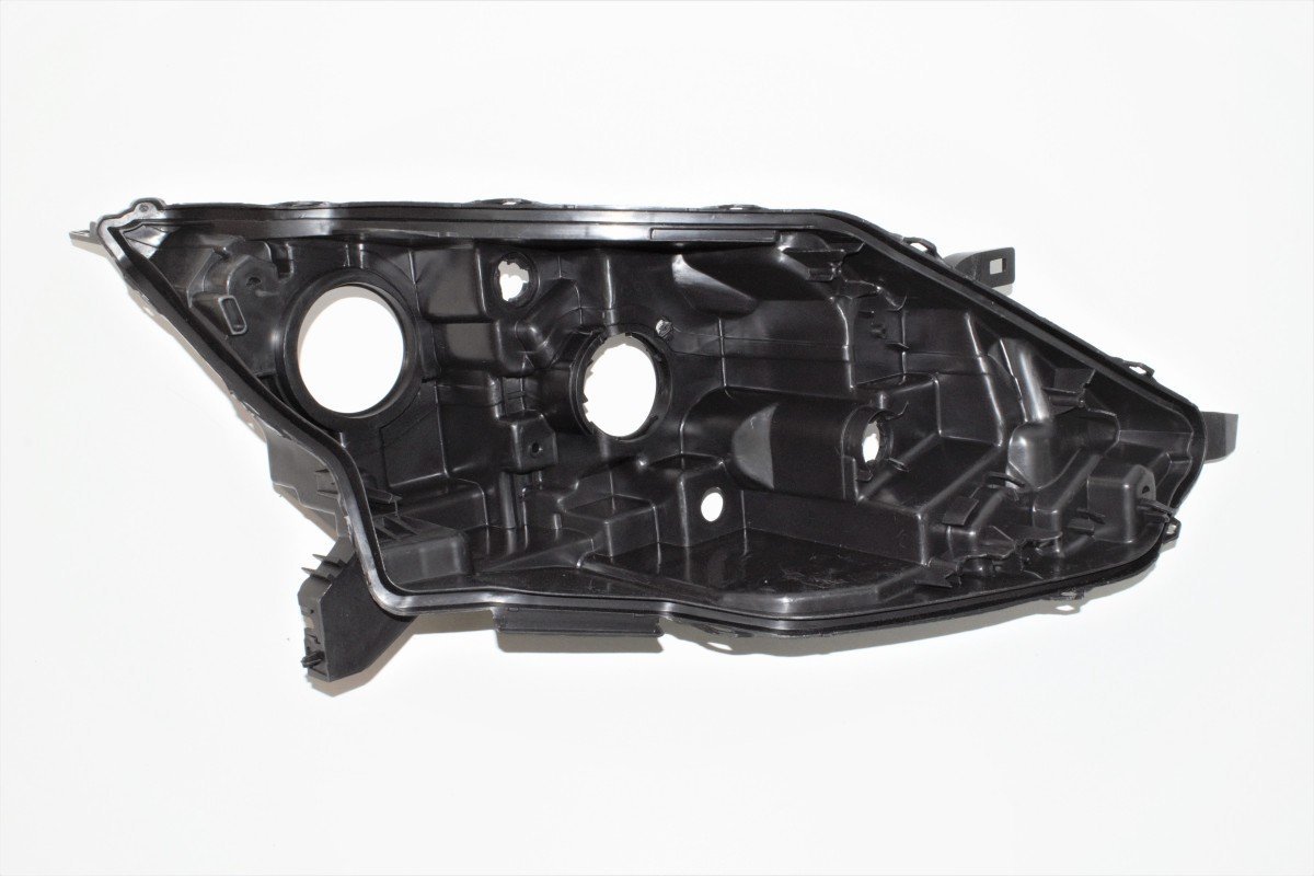 Корпус фари галоген правий Nissan Qashqai 2014-2016