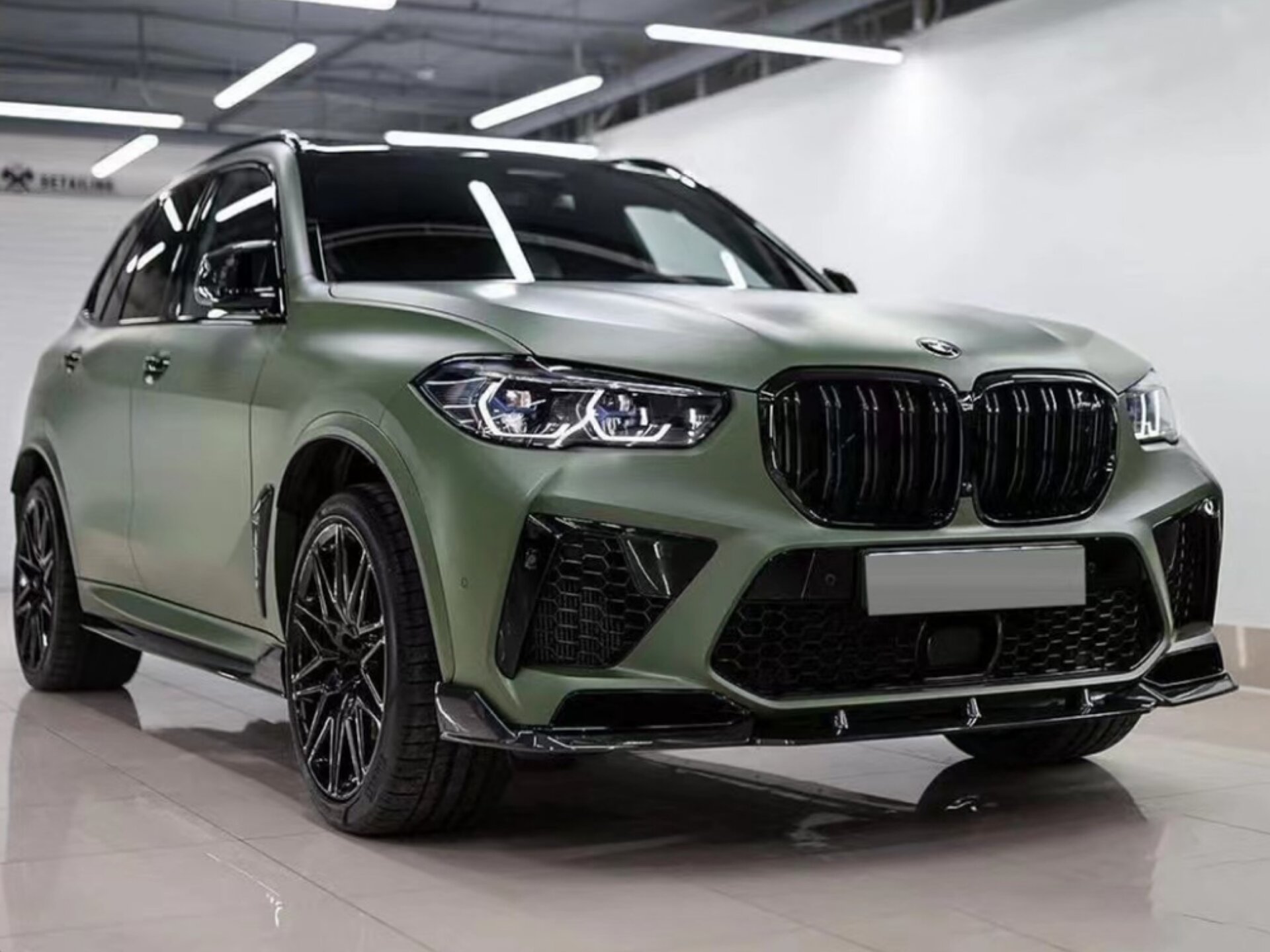 Комплект обвісу накладки бампера леза порогів для BMW X5M F95 2019-2022