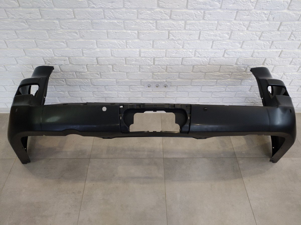 Бампер задній 52159-60999 Lexus LX 570 2012-2015