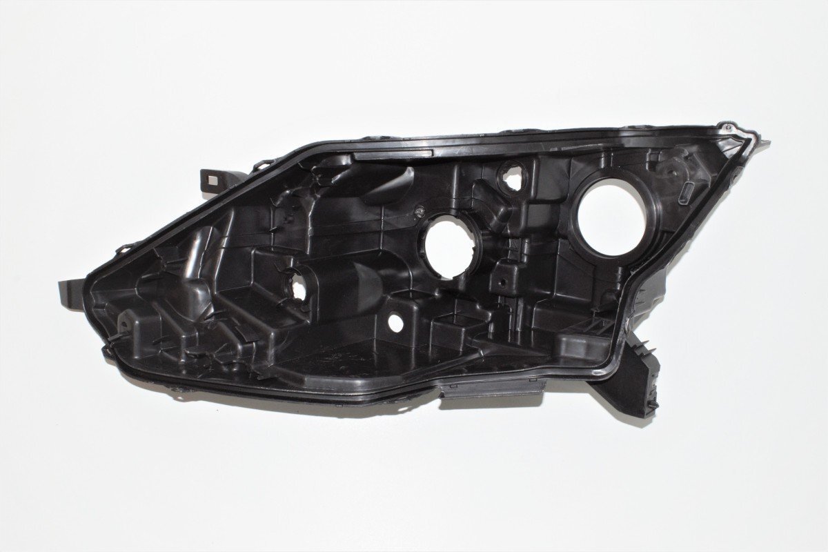 Корпус фари галоген лівий Nissan Qashqai 2014-2016