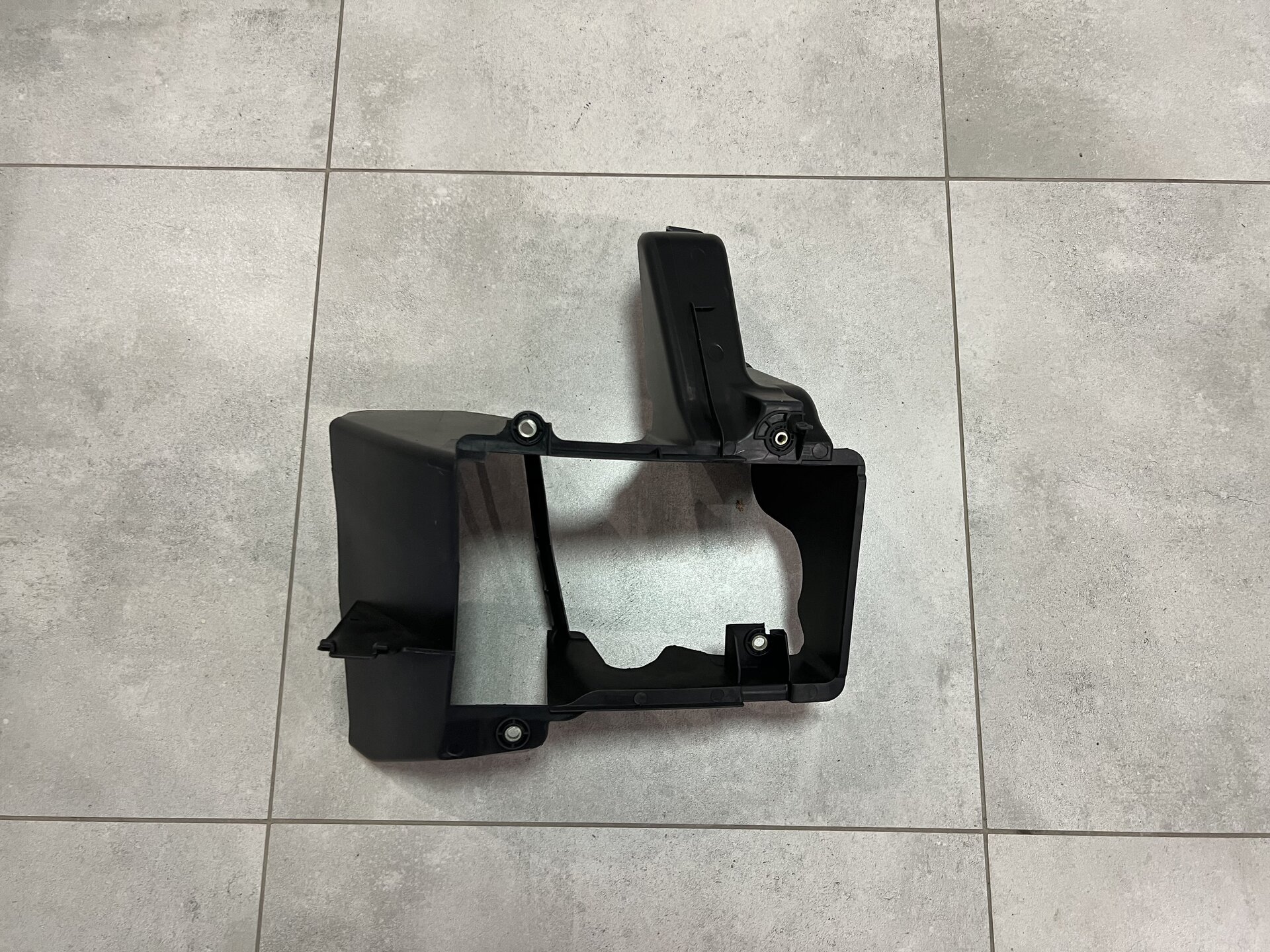 Дефлектор радіатора охолодження акпп Lexus LX 450d / LX 570 2015-2022 PZ32760702