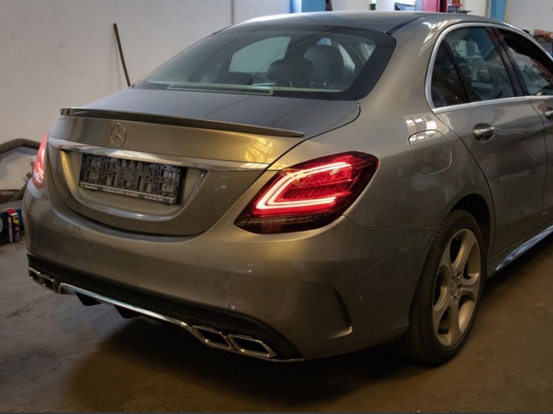Задні LED ліхтарі рестайлінг 2019 для Mercedes-Benz C-class W205 2015-2021 2шт.
