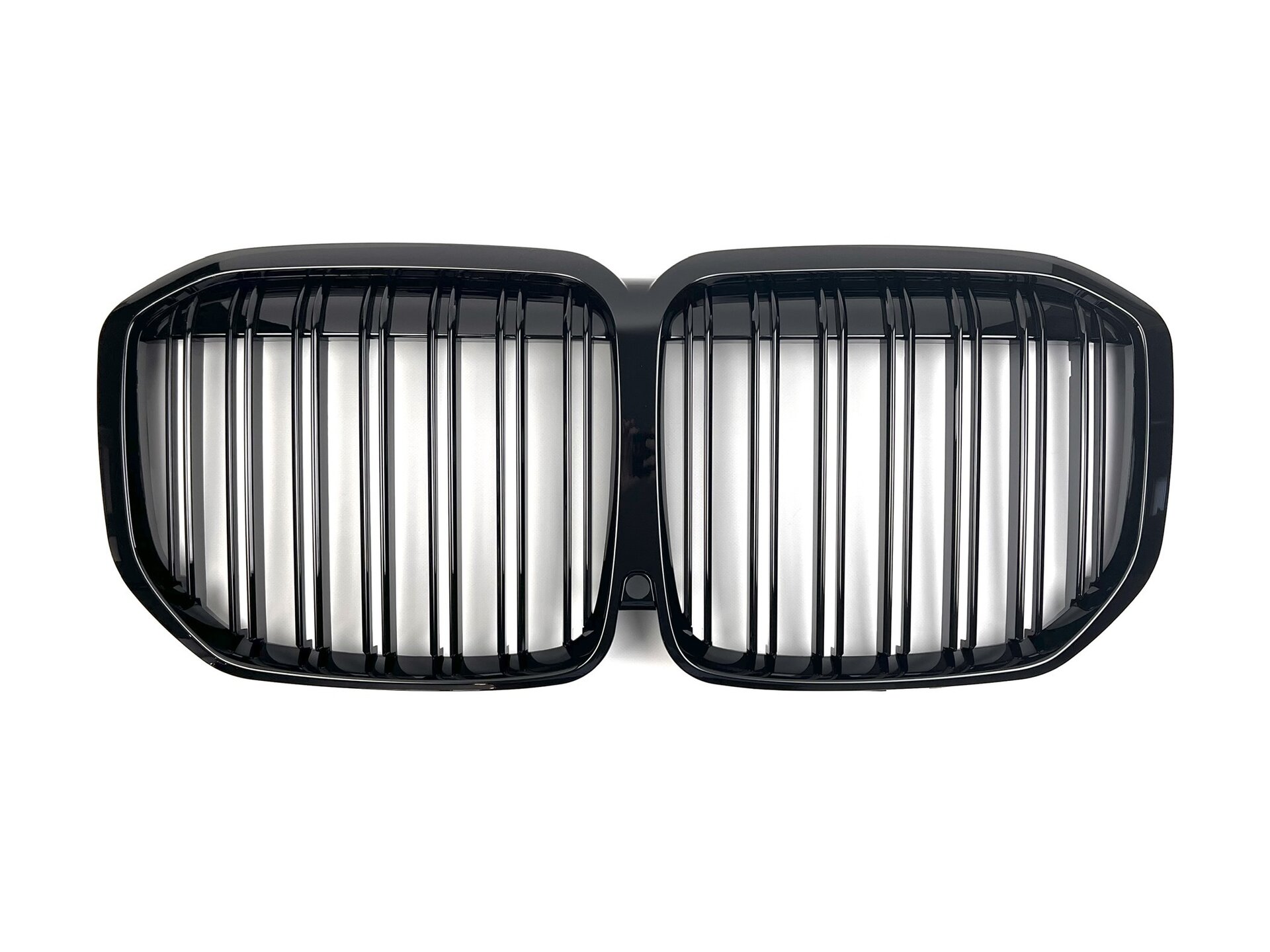 Решітка радіатора ніздрі M-Look для BMW X7 G07 2019-2022 черный глянец