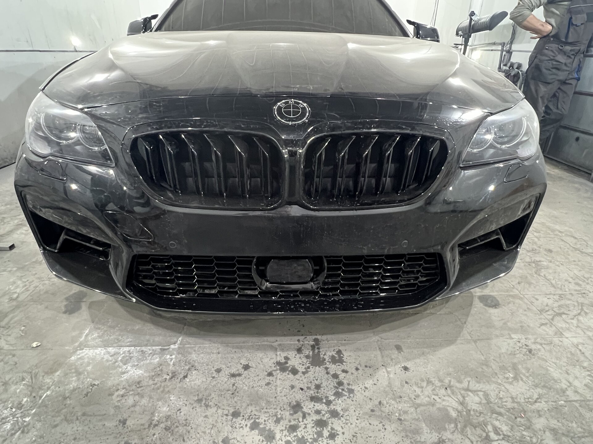 Передній бампер з ніздрями у стилі M5 F90 G30 для BMW 5 Series F10 F11 2010-2016