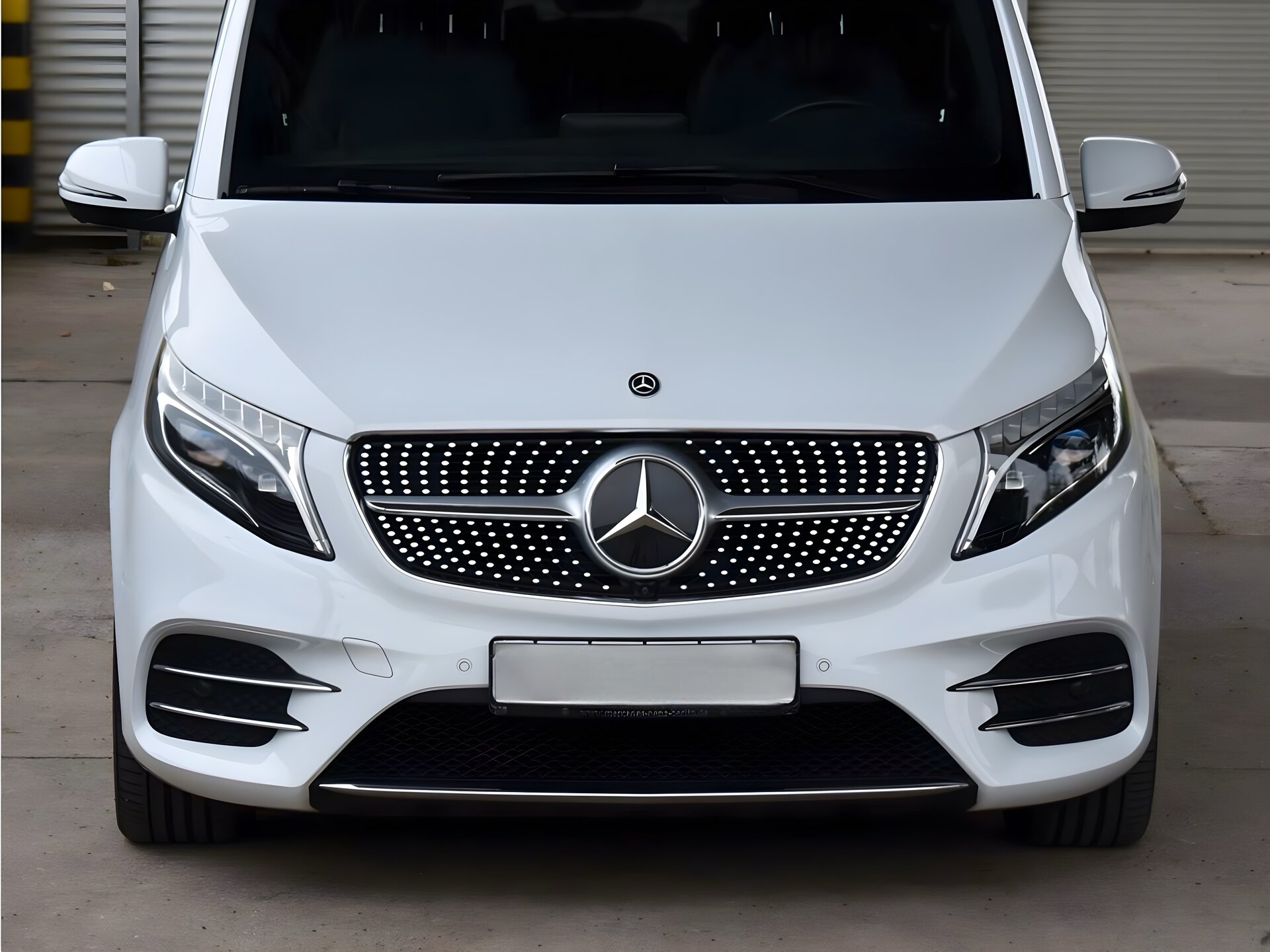 Бампер передній AMG Diamond Mercedes V Class Vito Metris W447 2014-2023