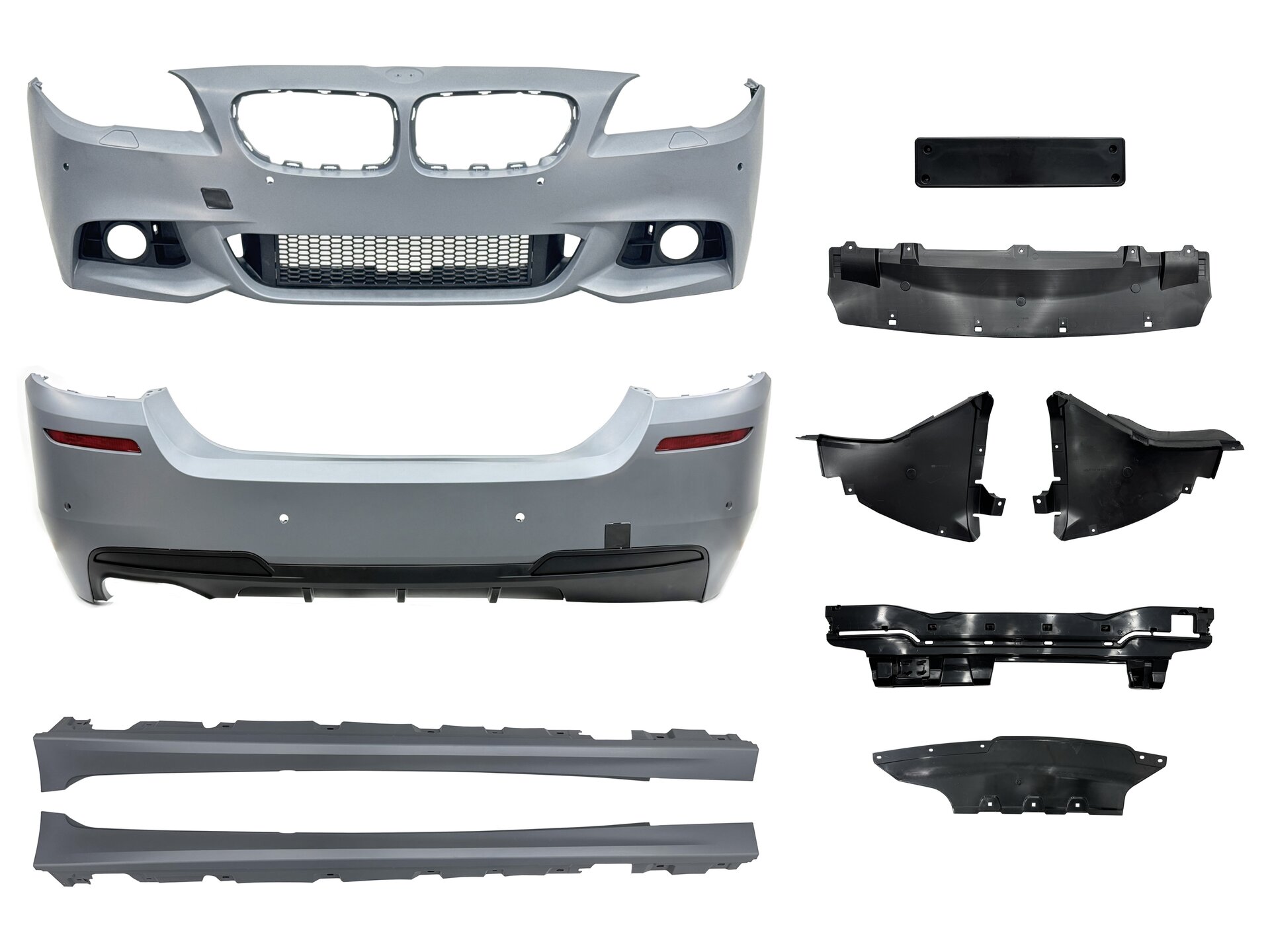 Комплект обвісу M paket рестайлинг 2013+ для BMW 5 series F10 2010-2016 (передній / задній бампер, пороги)