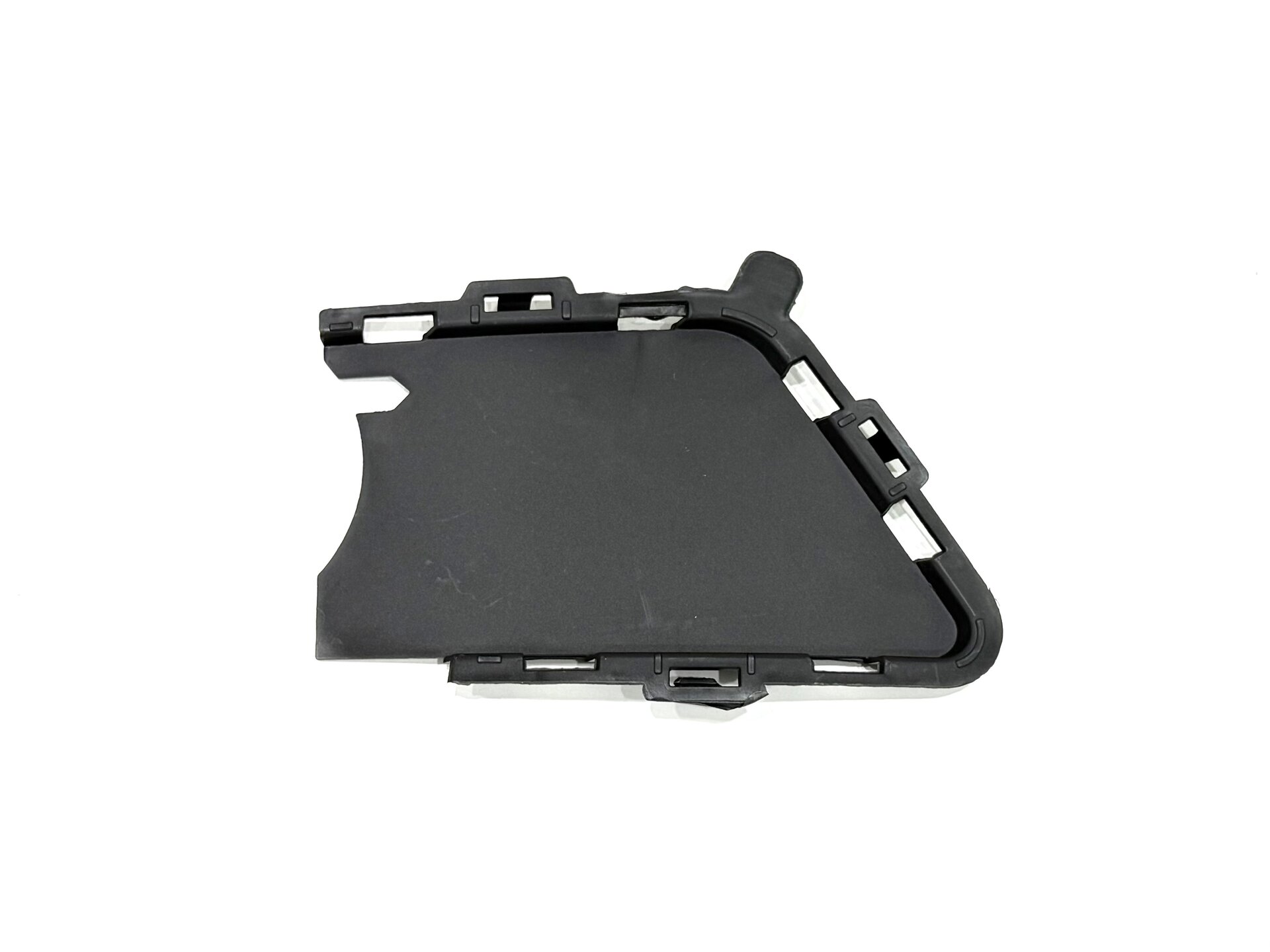 Заглушка правой решетки бампера M Paket 51118062636 для BMW F30 / F31 2012-2018