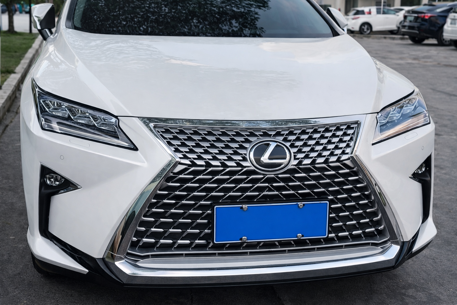 Решітка радіатора Lexus RX 2015-2019 у стилі рестайлінг 2020 колір срібло
