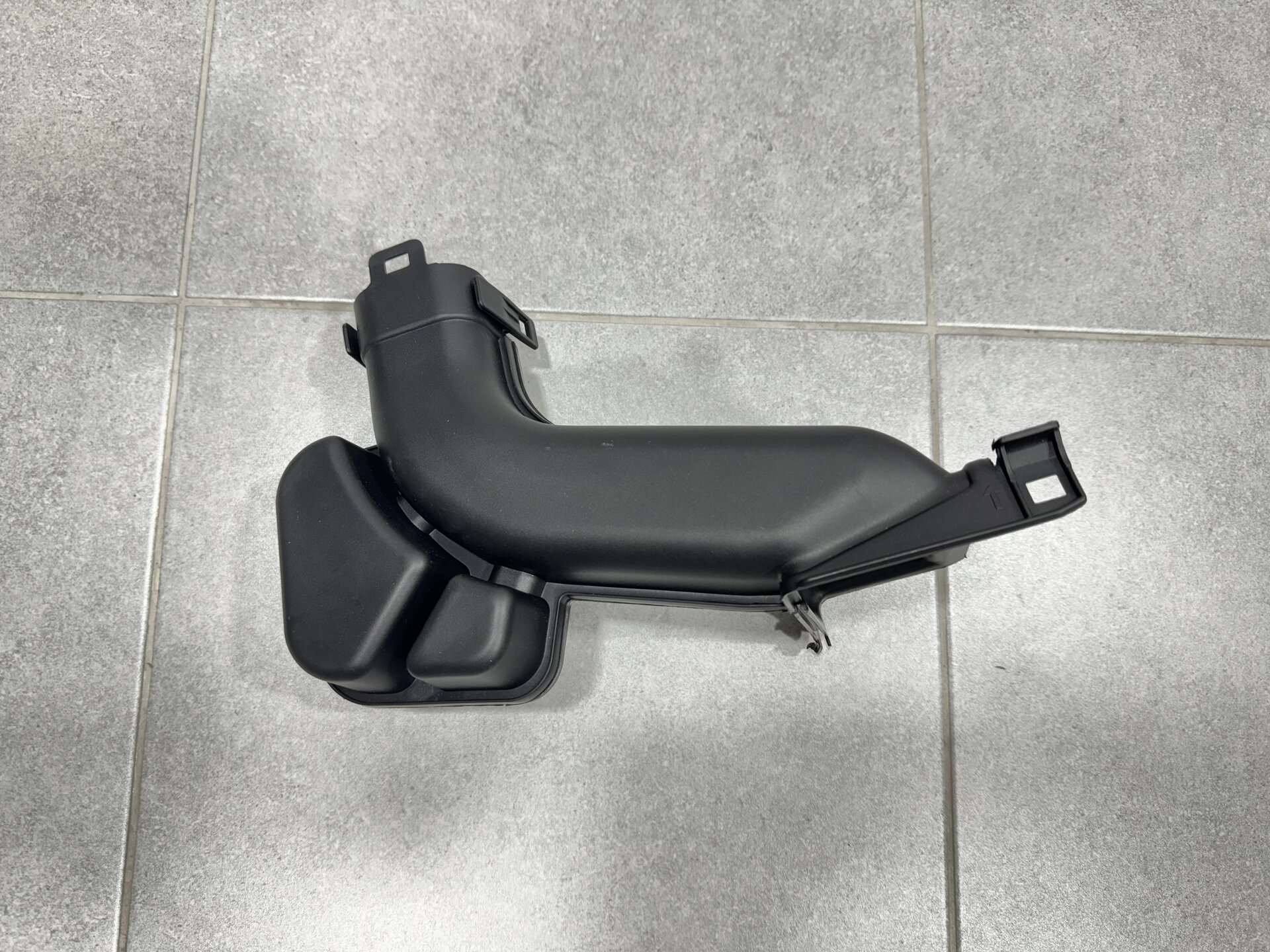 Повітропровід Nissan X-Trail /  T32 / Rogue 14-20 на фільтр, новий, під кліпсу 165544BA2E