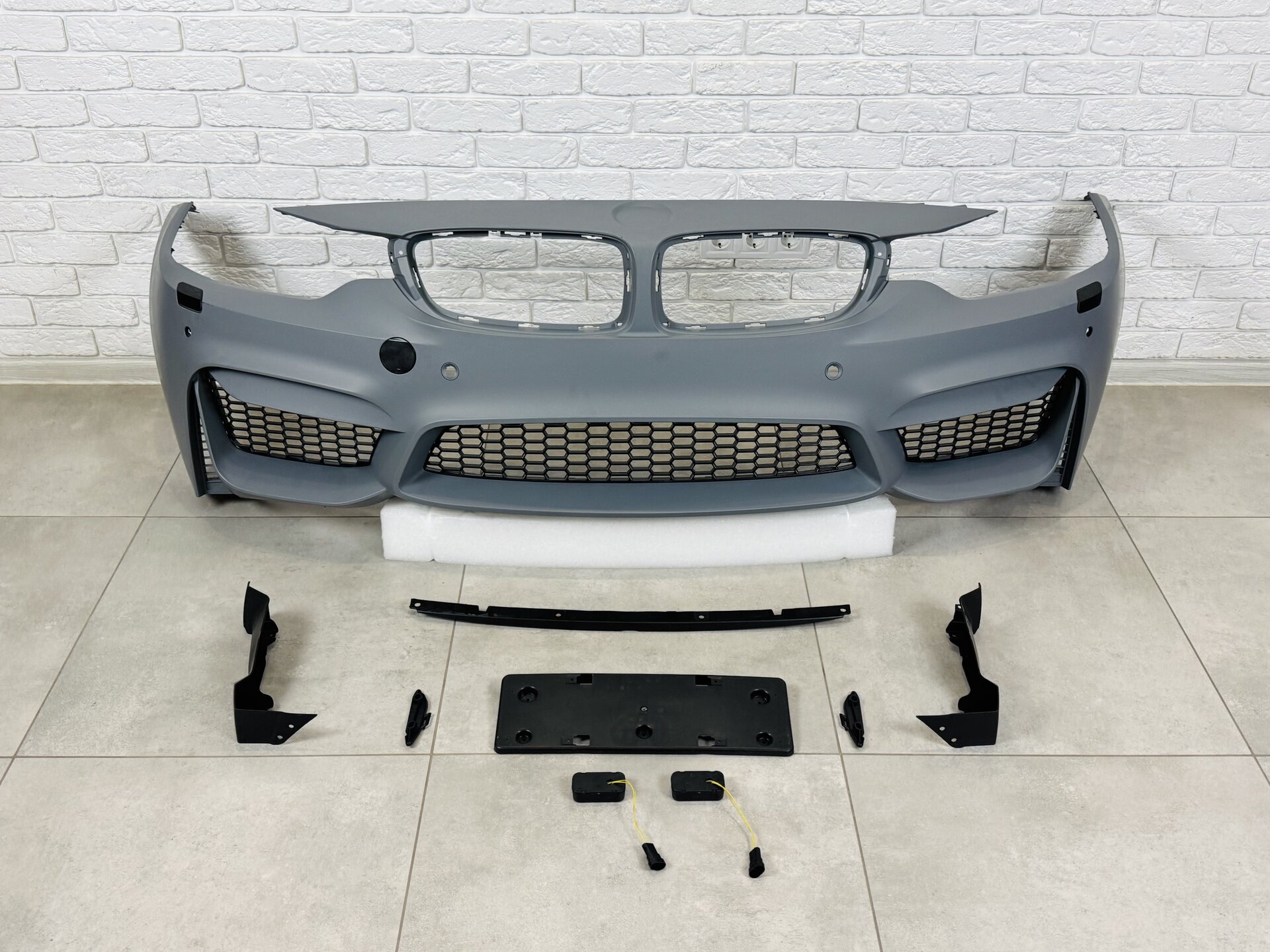 Бампер передній у сборі M4 для BMW 4 series F32 / F33 / F36 2013-2020